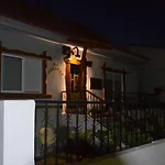Os Piratas Inn *