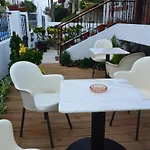Inn Os Piratas Charneca (Setubal)