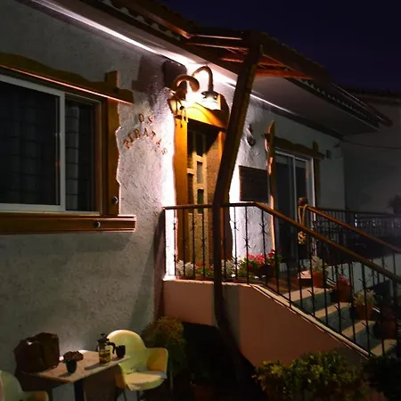 Inn Os Piratas Charneca (Setubal)