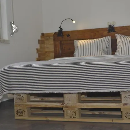 Os Piratas Inn Charneca (Setubal)