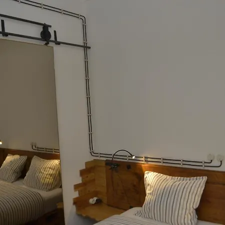 Os Piratas Inn Charneca (Setubal)