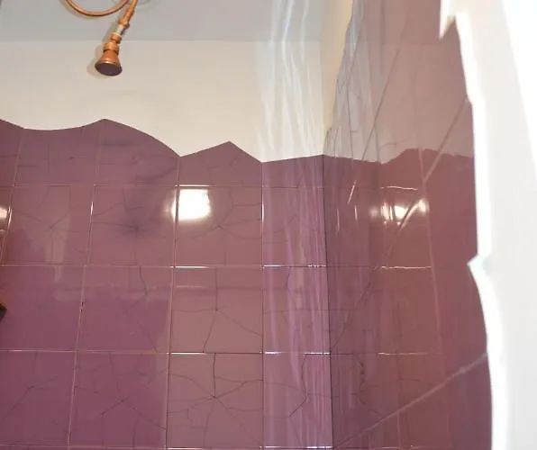 Os Piratas بيت ريفي *