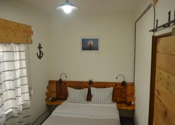 Os Piratas تشارنكه