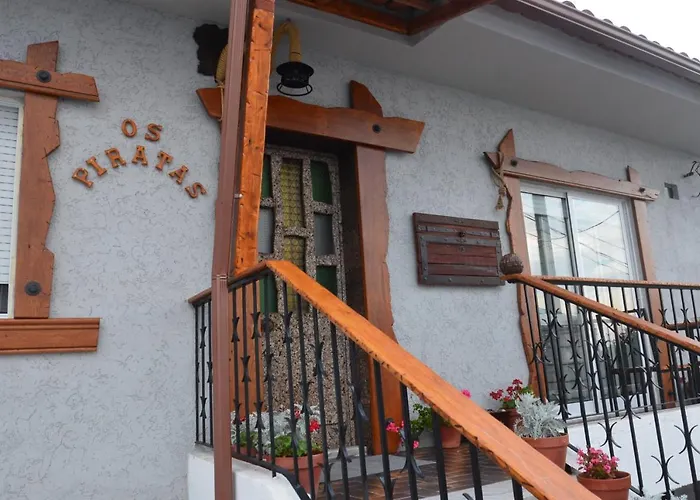 Os Piratas بيت ريفي